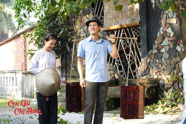 DIỄN VIÊN QUỲNH LAM TRONG PHIM CON GÁI CHỊ HẰNG