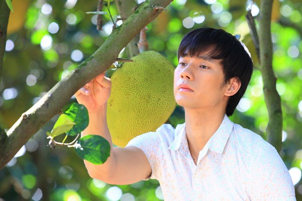 SOÁI CA NHAN PHÚC VINH TRONG CHÀNG KHỜ MẤT VỢ