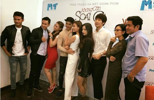 PHIM KHÔNG CẦN SOÁI CA