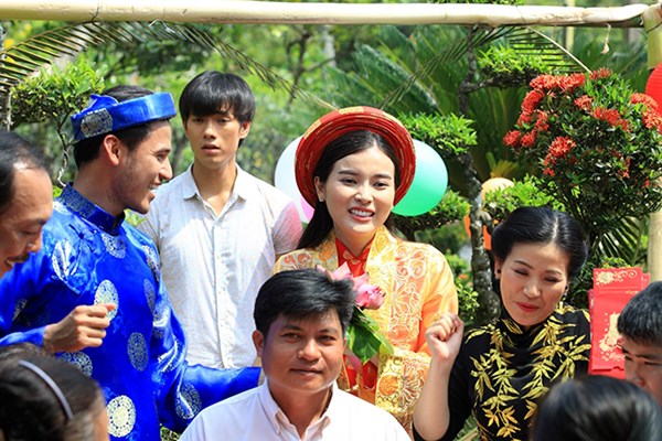 HẬU TRƯỜNG PHIM CHÀNG KHỜ MẤT VỢ